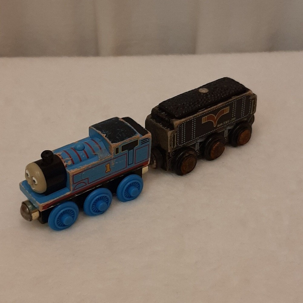 Thomas the Train Wooden Train Lot Thomas Blue & Coal Car #849-TRU-395 Black READ